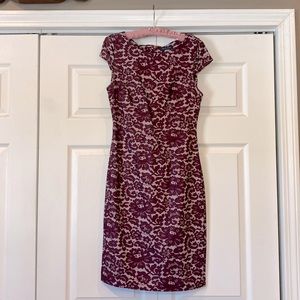Tommy Hilfiger cap sleeve boat neck fitted dress, burgundy lace pattern, size 4
